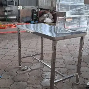 STAINLESS STEEL WORK TABLE WITHOUT UNDER SHELF