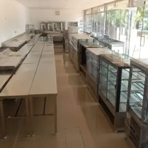 BAKERY DISPLAY COUNTER