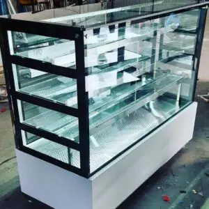 BAKERY DISPLAY CASE