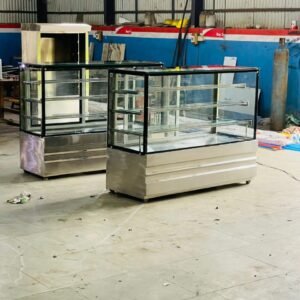 BAKERY DISPLAY COUNTER