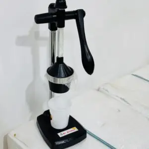 JUICE MAKER