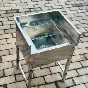 STAINLESS STEEL SINK