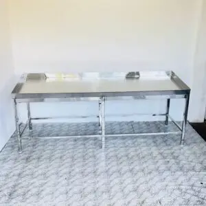 FISH DISPLAY COUNTER