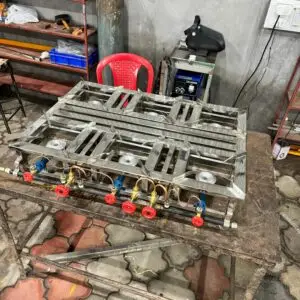 multi-burner gas stove