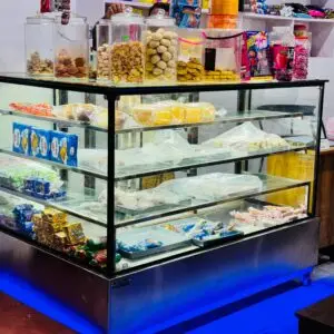 Sweet display counter