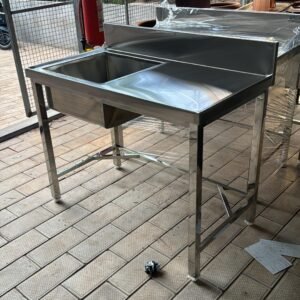 stainless steel sink