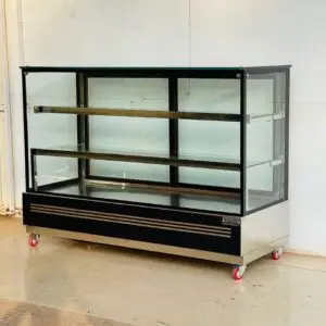 Bakery display counter